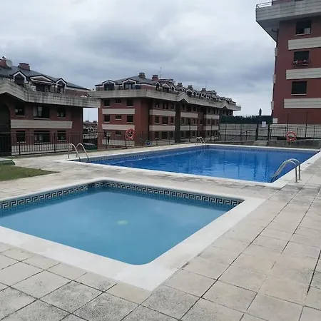In With Pools And Paddel Appartement Castro Urdiales